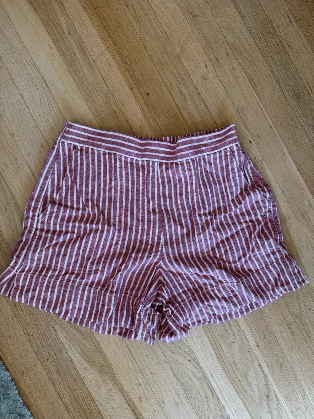 Banana Republic Red and White Striped Women’s Shorts